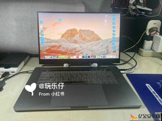 16 岁日本学生使用 MacBook Pro 的日常学习与探索